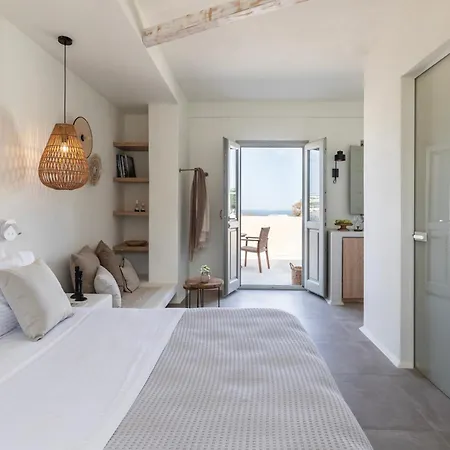 Frescoes Luxury By Kb Hospitality Апарт-отель 4*