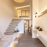 Lägenhetshotell Frescoes Luxury By Kb Hospitality 4*