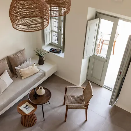 Frescoes Luxury By Kb Hospitality Mesaria