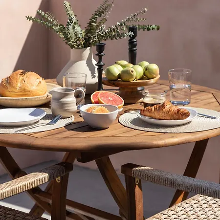 Frescoes Luxury By Kb Hospitality 아파트호텔 4*