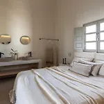 Frescoes Luxury By Kb Hospitality Apart Otel 4*