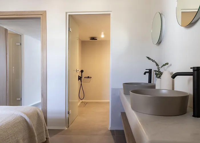 Frescoes Luxury By Kb Hospitality 4*