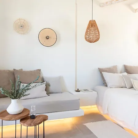 Ξενοδοχείο με διαμερίσματα Frescoes Luxury By Kb Hospitality Μεσαριά