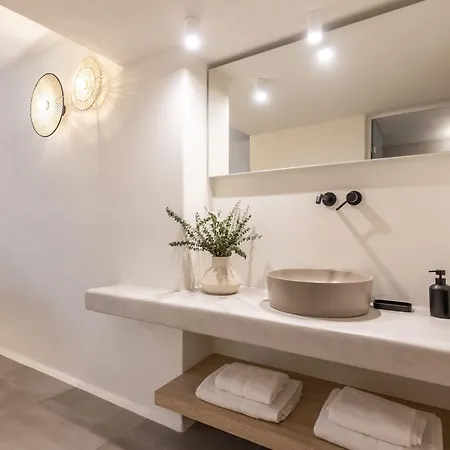 Apartmanhotel Frescoes Luxury By Kb Hospitality